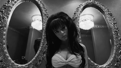 Jessie Murph - Blue Strips