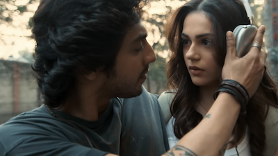 Arslan Nizami, Faheem Abdullah, Irshad Kamil, Tanishk Bagchi - Saiyaara